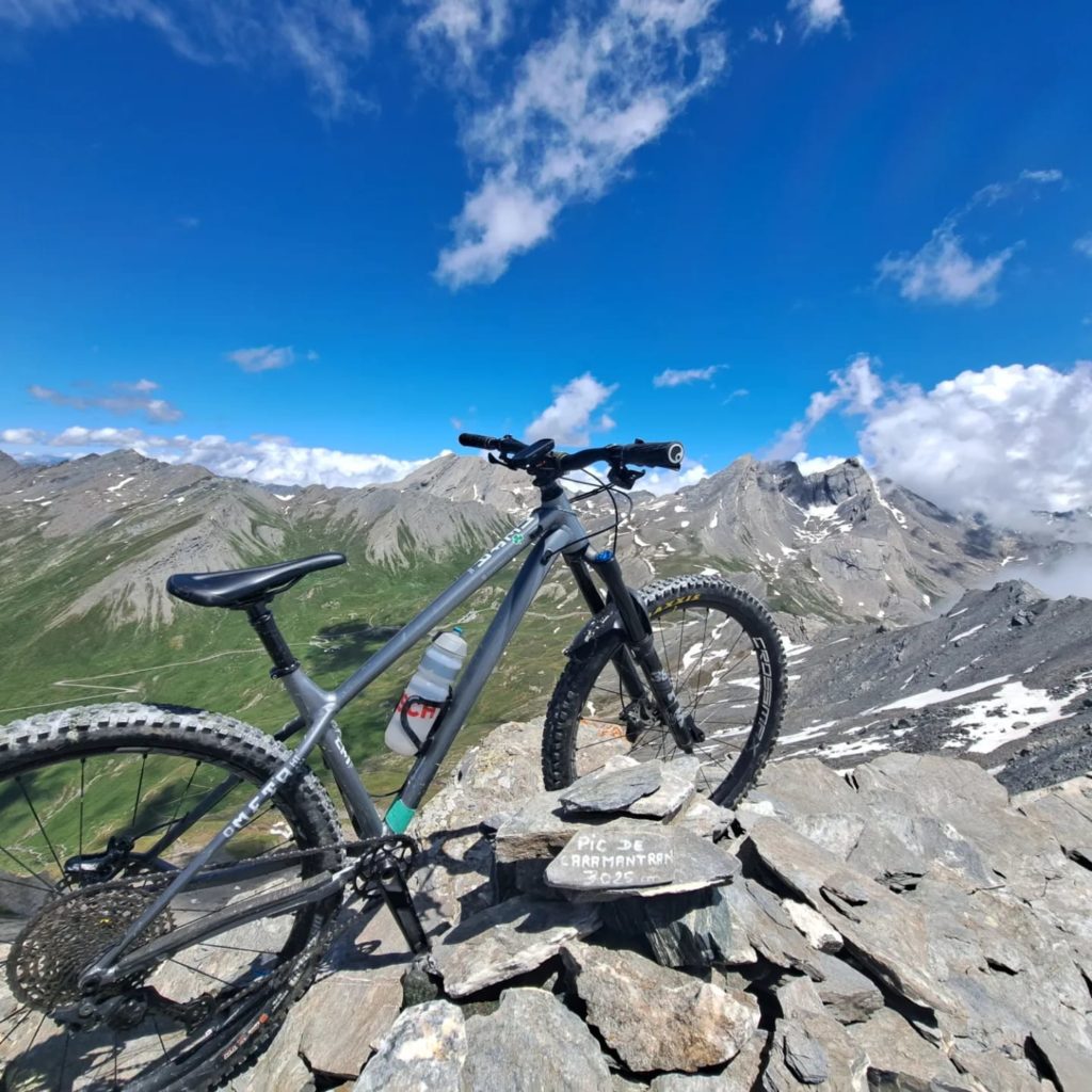 Le COMMENCAL Meta HT de FLORENT